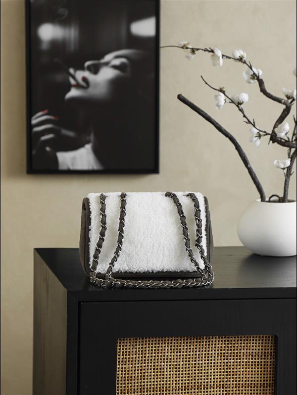 2026131214240830 780